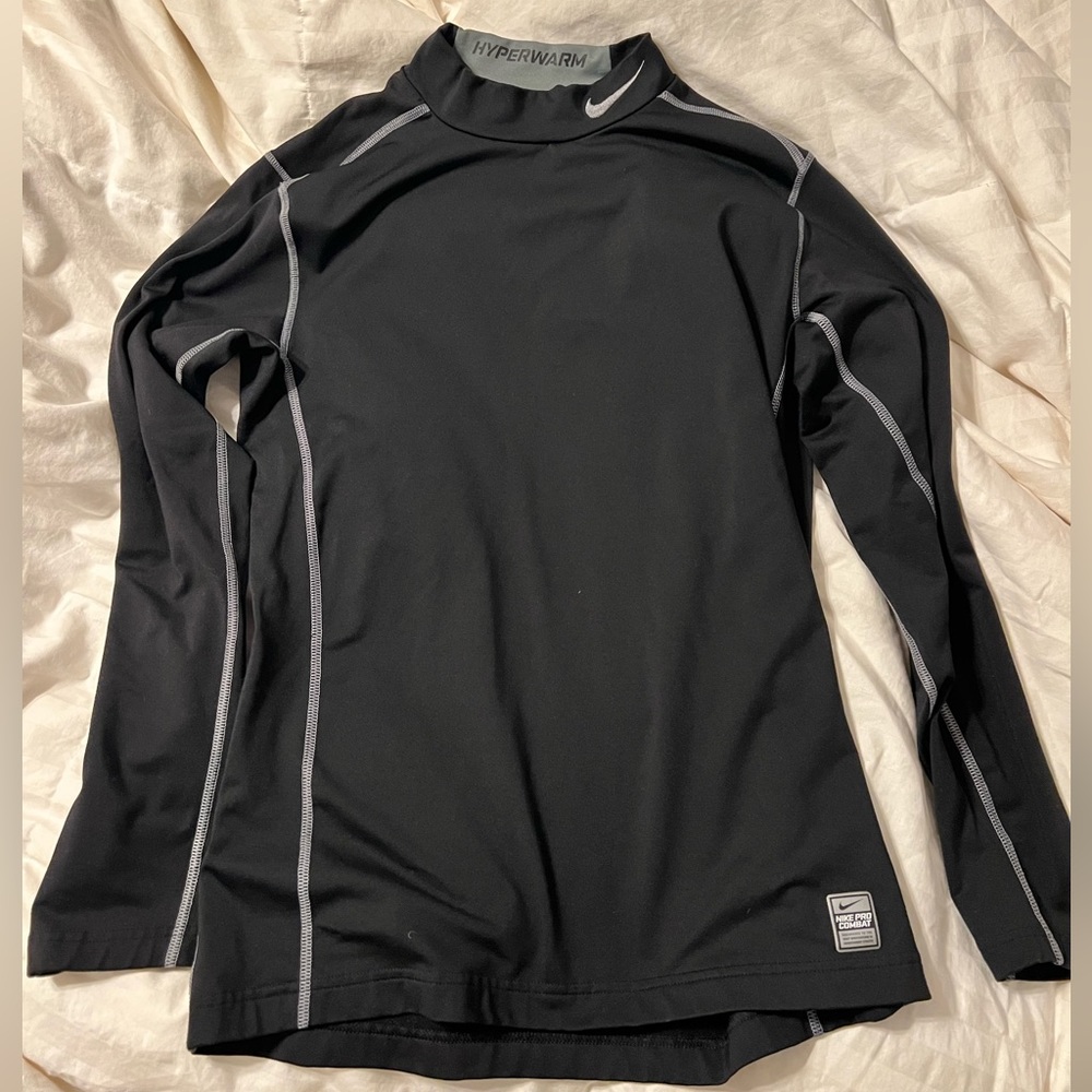 Fitted Nike Pro Combat long sleeve turtle neck